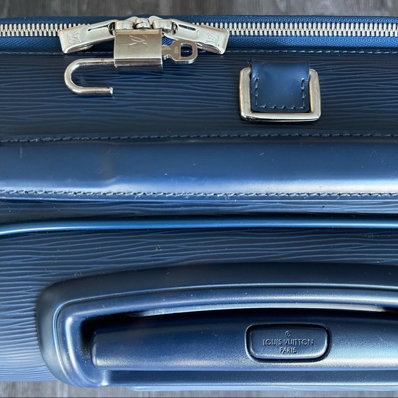 Louis Vuitton PÉGASE LÉGÈRE 55 BUSINESS - Picture 8 of 13